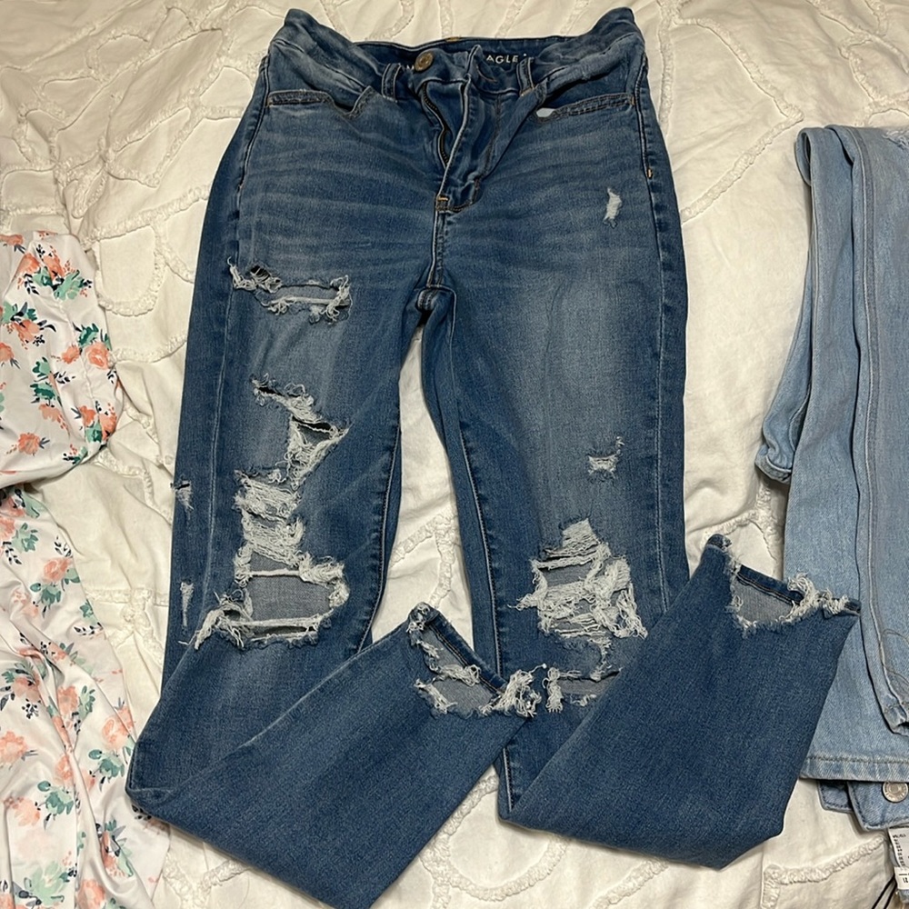 American Eagle jeans and top